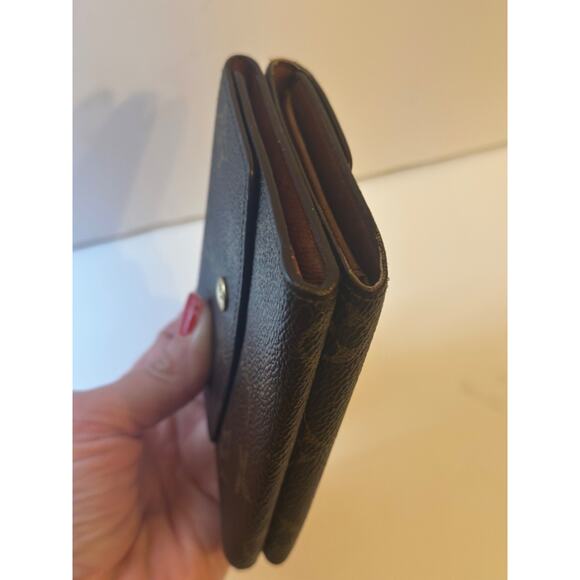 Authentic LOUIS VUITTON Elise trifold wallet vintage monogram - Picture 8 of 14